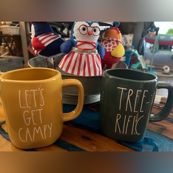 Rae Dunn, 2 pack campy tree mug set, new, yellow, geeen - Picture 7 of 7